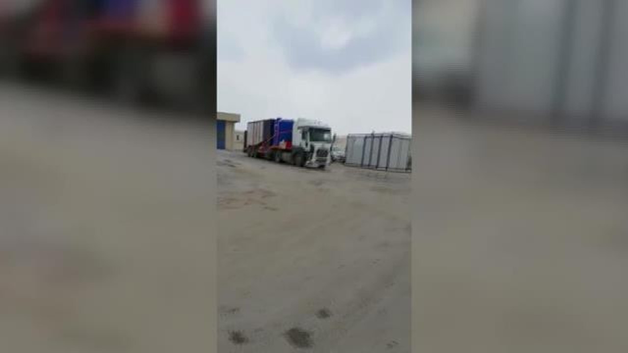 Mansur Yavaş: "Malatya'da Yaşanan İçme Suyu Sorununu Çözmek Adına Bölgeye Mobil İçme Suyu Arıtma Tesisi Gönderiyoruz"