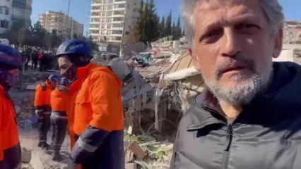Garo Paylan: "Adıyaman'da Yüzlerce Enkaz Var ve Pek Çoğunda Çalışmalar Başlamamış Durumda"
