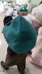 Depremzedeler İçin Sırtında Taşıdı: Ben Götüreceğim Dedi #shorts