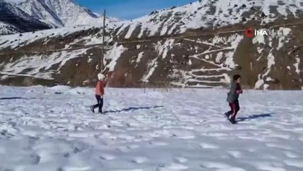 Mehmetçik Kahramanmaraş'ın köylerinden helikopter ile tahliye yapıyor