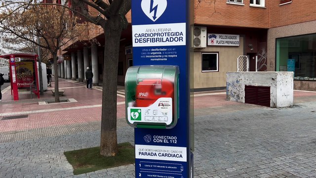 Torrejón de Ardoz instala desfibriladores en los Puntos de Encuentro de la Policía Local