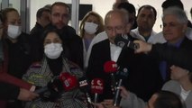 Kemal Kılıçdaroğlu ve eşi, Bilkent Şehir Hastanesi'nde tedavi gören depremzedeleri ziyaret etti