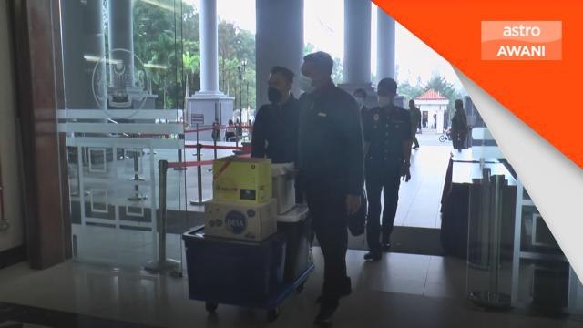 Perbicaraan 1MDB | Saksi tidak pernah sangsi Jho Low penasihat Najib