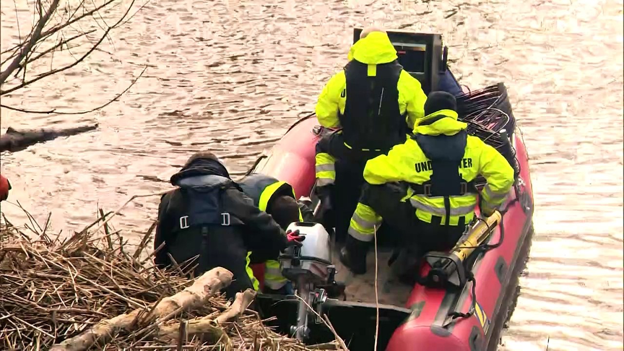 How did Nicola Bulley disappear? The case perplexing police - video