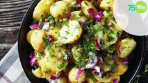 Salade de pommes de terre primeur aux oignons rouges, câpres et herbes fraîches