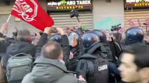 Milano, Salvini contestato da centri sociali a San Siro - Video