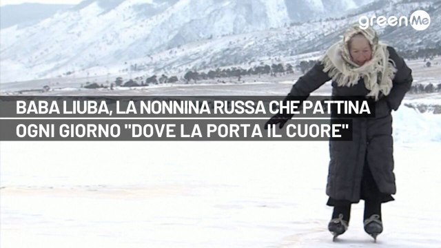 Baba Liuba, la nonnina russa che pattina ogni giorno dove la porta il cuore