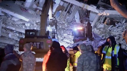 Ali Babacan deprem bölgesinde: "Tablo çok hazin"