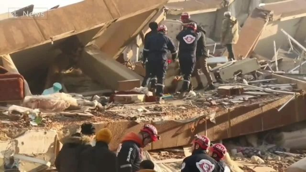 Eskişehir Odunpazarı Belediyesi Ekipleri, Bugüne Dek 17 Kişiyi Enkazdan Sağ Olarak Çıkardı