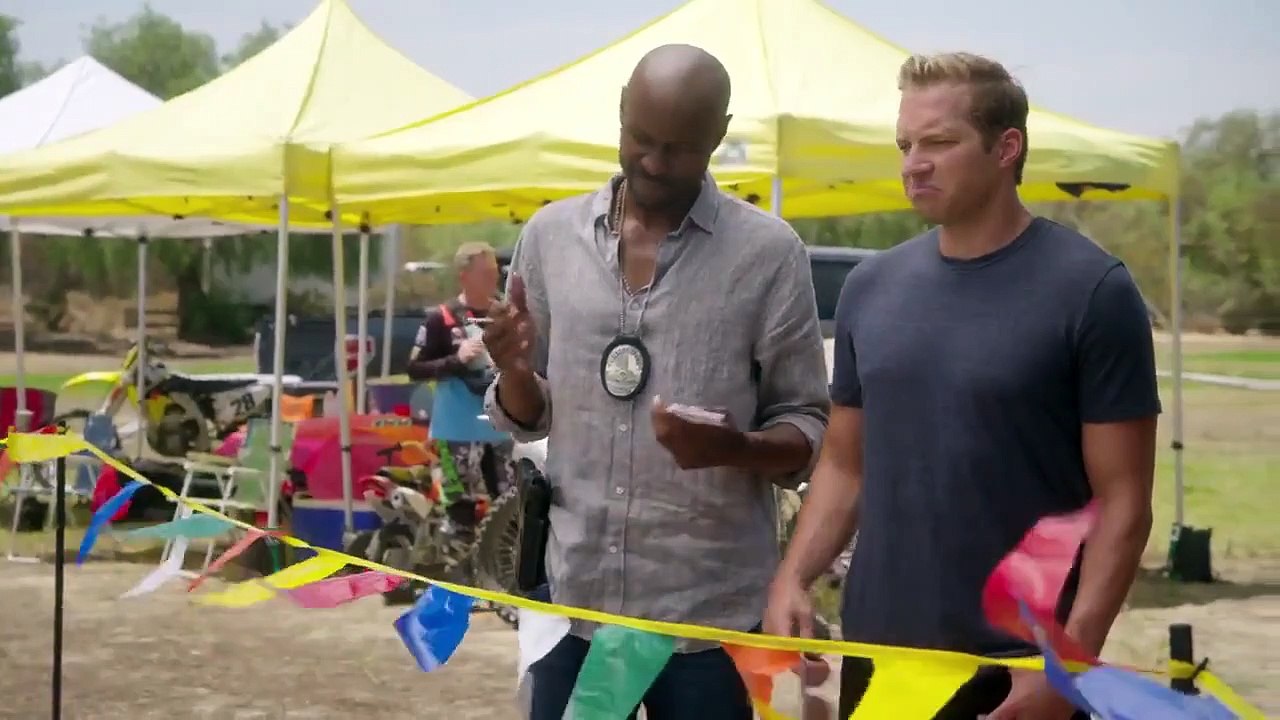 Ryan Hansen Solves Crimes On Television - Se2 - Ep08 HD Watch