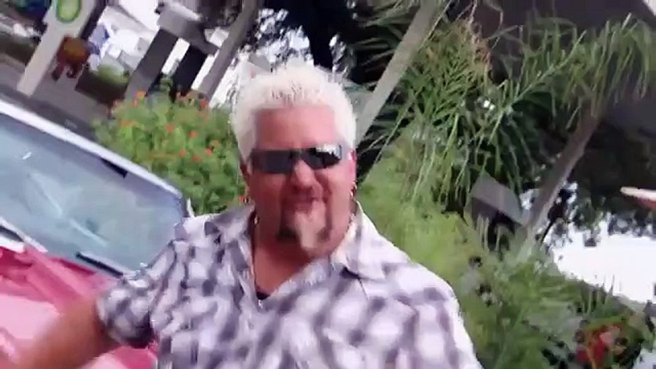 Diners, Drive-ins and Dives - Se32 - Ep0 - Special - BBQ, Burgers and Beyond HD Watch