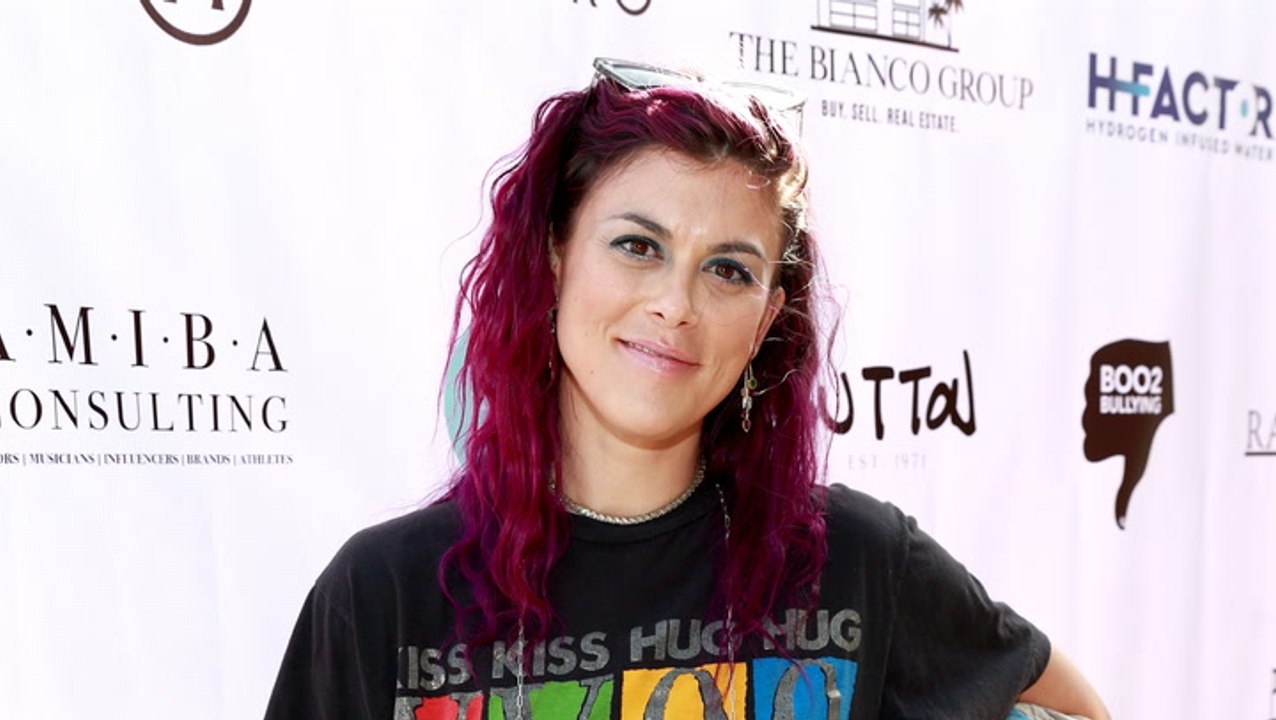 „neds ultimativer schulwahnsinn“ lindsey shaw packt aus: aus diesem krassen grund trug sie immer hoodies