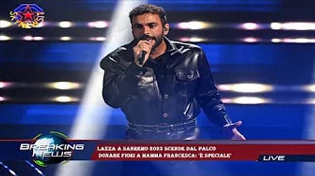Lazza a Sanremo 2023 scende dal palco donare fiori a mamma Francesca: 'È speciale'