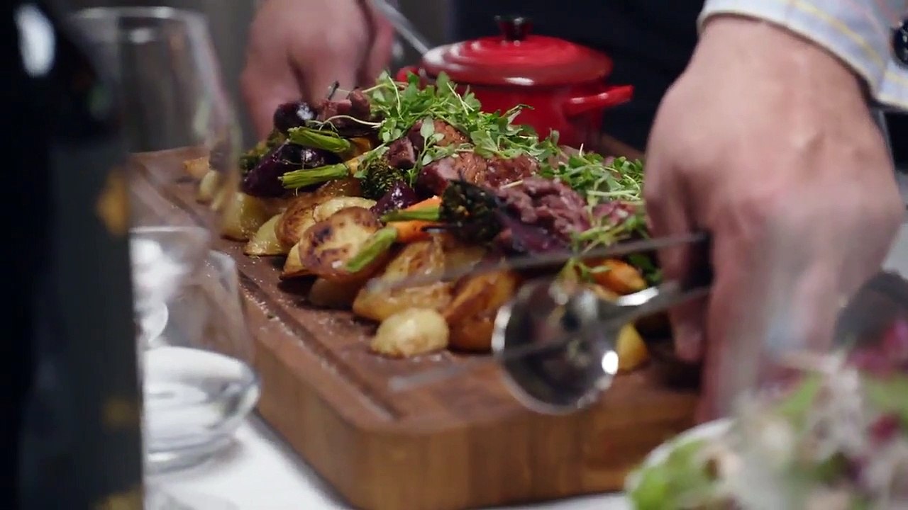 Restaurants on the Edge - Se2 - Ep03 HD Watch