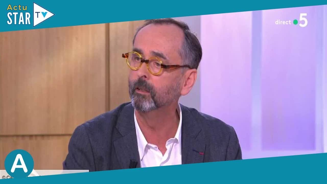 “Ces écolos de merde” : Robert Ménard sort de ses gonds dans C à vous