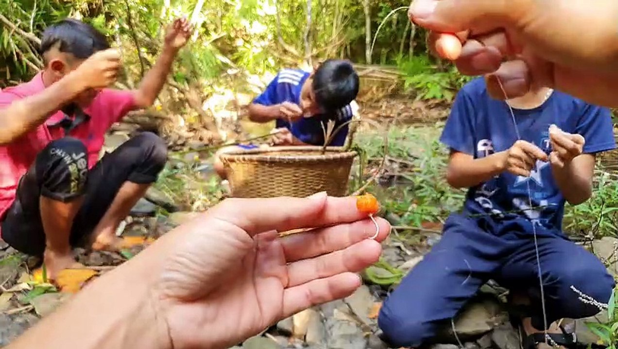 Sang Vlog - Thử Thách 24H CÂU CÁ SUỐI Cắm Trại SINH TỒN Trong Rừng