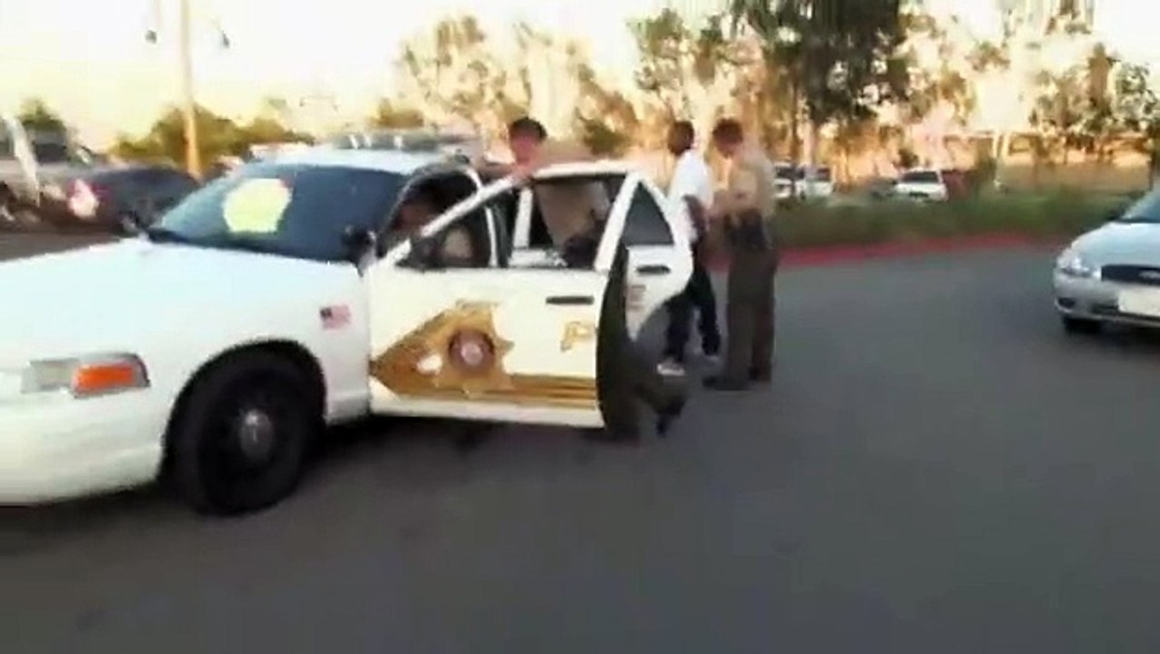 Cops - Se21 - Ep11 HD Watch