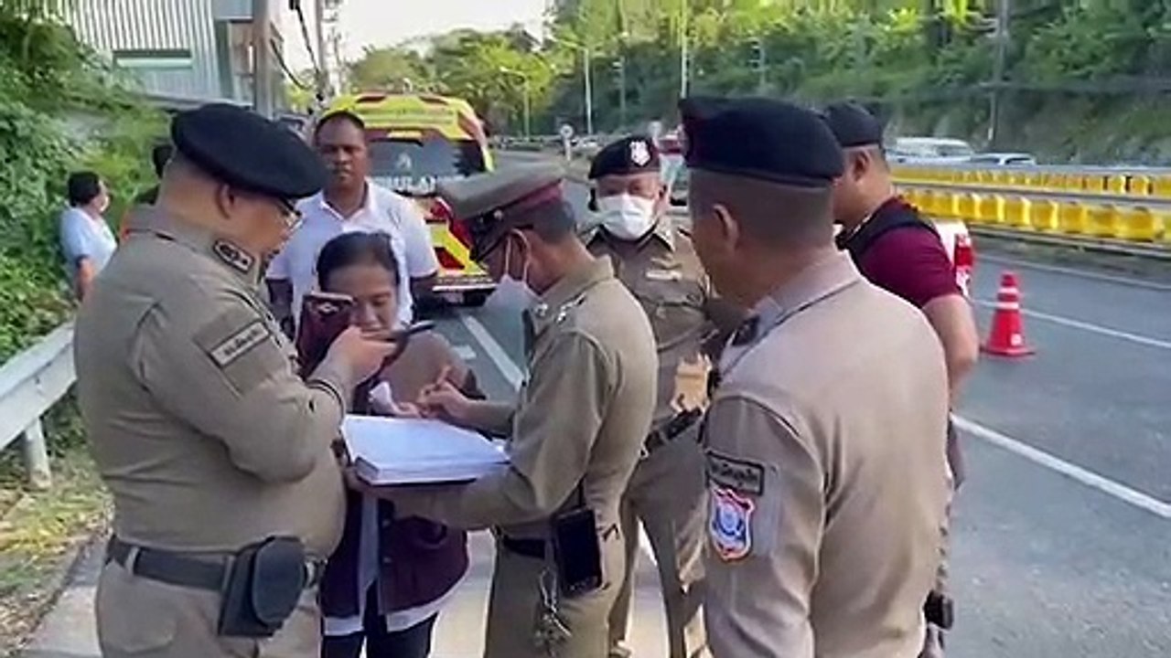 ด่วน!! คนร้ายยิงผู้โดยสารบนรถบัส บาดเจ็บ2ราย ตำ...