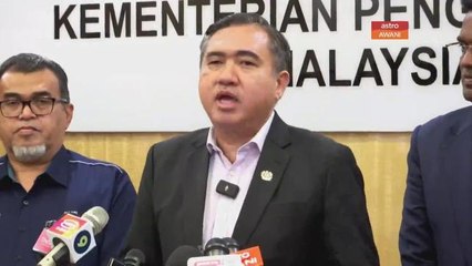 Jika ada yang masih suka dengan pelekat 'roadtax', boleh terus tampal