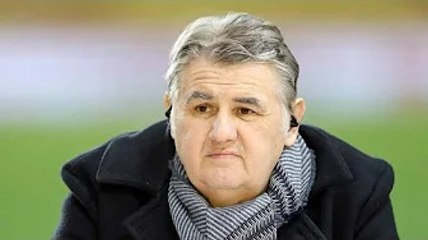 Pierre Ménès. Il y aurait un complot contre lui.