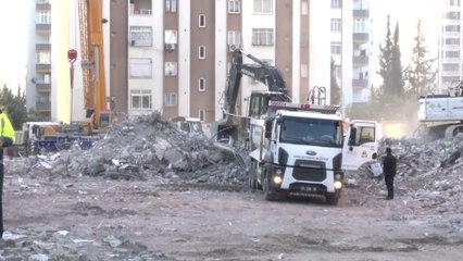 تركيا.. العربية ترصد عمليات رفع الأنقاض في أضنة