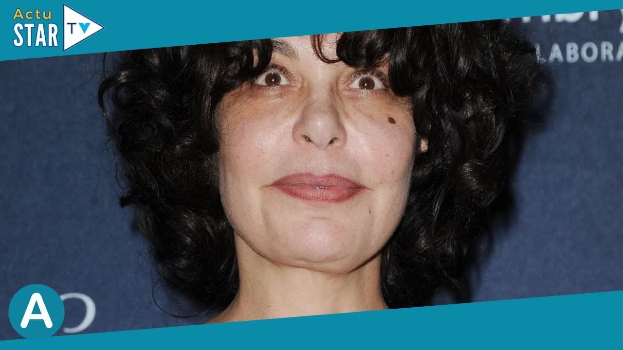 Isabelle Mergault moquée à cause de "sa tête du matin" : ce tacle envoyé dans Les Grosses têtes...