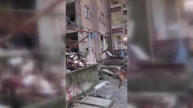 Afet Bölgesinde Çalışan Ataşehir Atak Ekibi, Şimdiye Dek 11 Yurttaşı Kurtardı