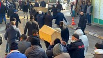 Depremde hayatını kaybeden aile Dursunbey'de toprağa verildi