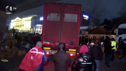 Azerbaycan halkından Türkiye’ye deprem mesajları