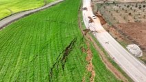 Kahramanmaraş'ta Tevekkeli Köyü'nde kilometrelerce uzanan fay kırığı havadan görüntülendi