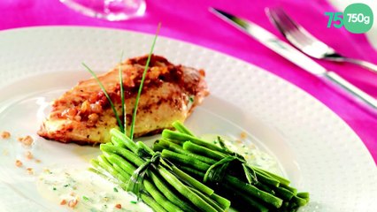 Descargar video: Filet de volaille et fagot de haricots verts au fromage Ail et fines herbes