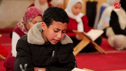 التسرع واضح في تلاوة أحمد عطا.. والشيخ نعينع يصحح له أكثر من مرة