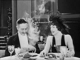 CHARLIE CHAPLIN - L'OPINION PUBLIQUE - 1923- en ligne HD 720p