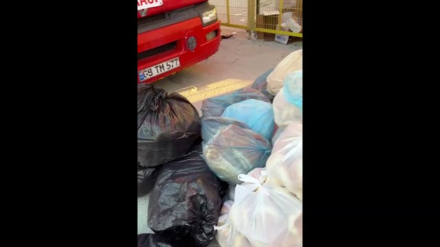 Osmangazi Belediyesi’nden depremzede vatandaşlara çorba ikramı