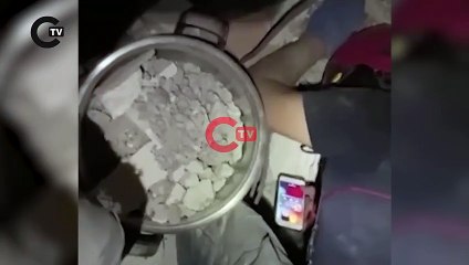 Zeynep Bastık’tan enkazdan çıkarılan Ayfer ve kardeşine destek