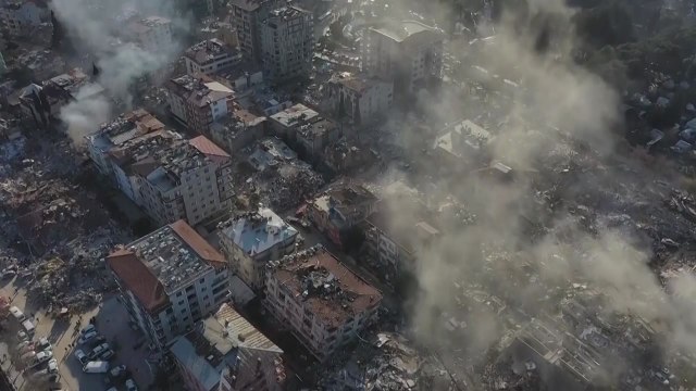 쿠르드 무장세력, 무력 작전 일시 중단 선언 / YTN