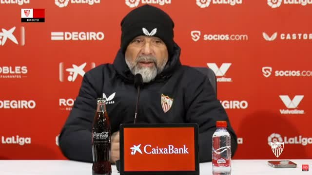 Sampaoli sobre el Papu: Adjudicar a alguien que se quiera operar porque no quiera jugar por un club, es muy fuerte