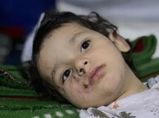 لم شمل رضيع سوري مع والده بعد أيام من وقوع الزلزال