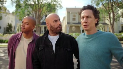 John Travolta nostalgique parodie Grease dans une publicité pour le Super Bowl