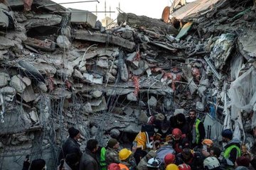 Kepçe operatörünün dikkati hayatını kurtardı