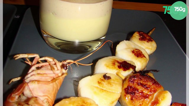 Crème de panais, émulsion de châtaignes et gambas grillées
