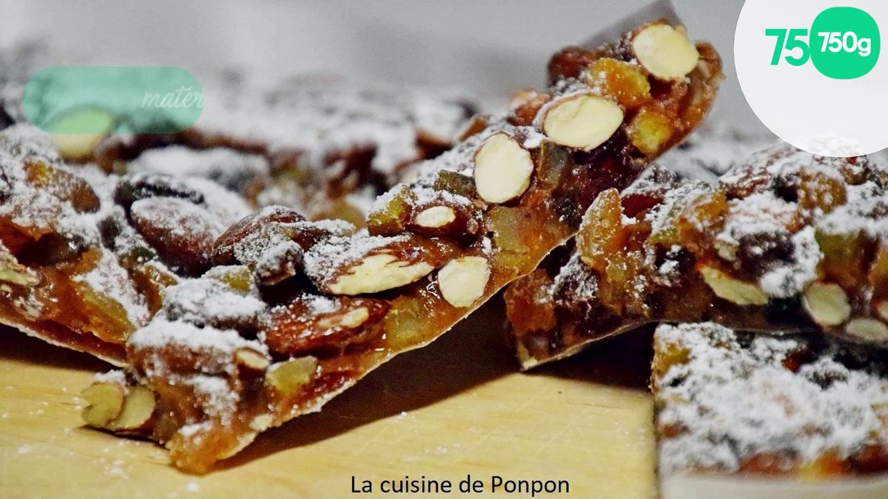 Panforte aux amandes, noisettes, raisins secs et agrumes confits