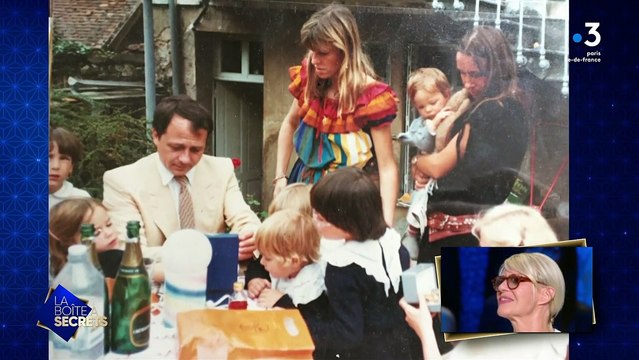 Chantal Ladesou revoyant son mariage avec Michel Ansault dans l'émission La Boîte à secrets présentée par Faustine Bollaert sur France 3, le 28 octobre 2022.