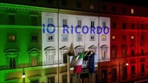 Sulla facciata Palazzo Chigi le luci del tricolore e 