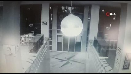 Gaziantep'te 100 saniye süren deprem anı kamerada