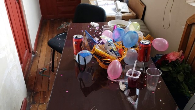 Funcionarios públicos en Potosí festejaron ‘Compadres’ en oficinas y ahora están siendo procesados 