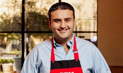 الشيف بوراك يبكي بحرقة ويستغيث بعد زلزال تركيا