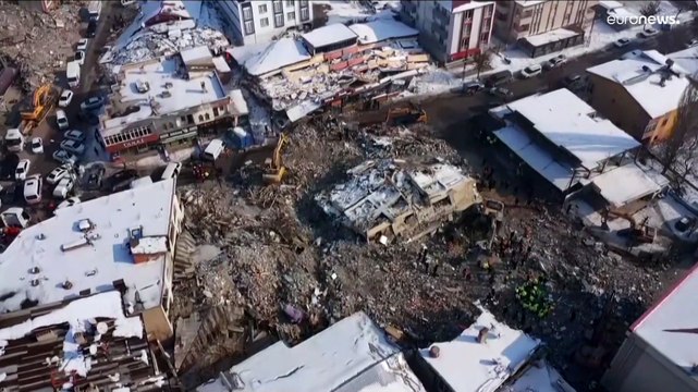 بناياتٌ أمست أثرا بعد عين.. شاهد آثار الدمار المهول في بلدة البستان التركية بعد الزلزال