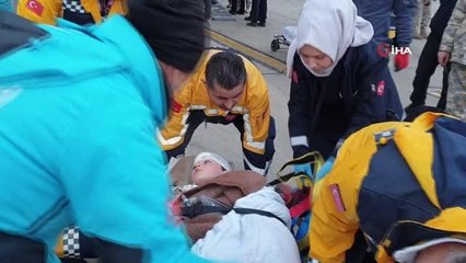 Hava Kuvvetleri yaralı vatandaşların Ankara'ya tahliyesini sürdürüyor