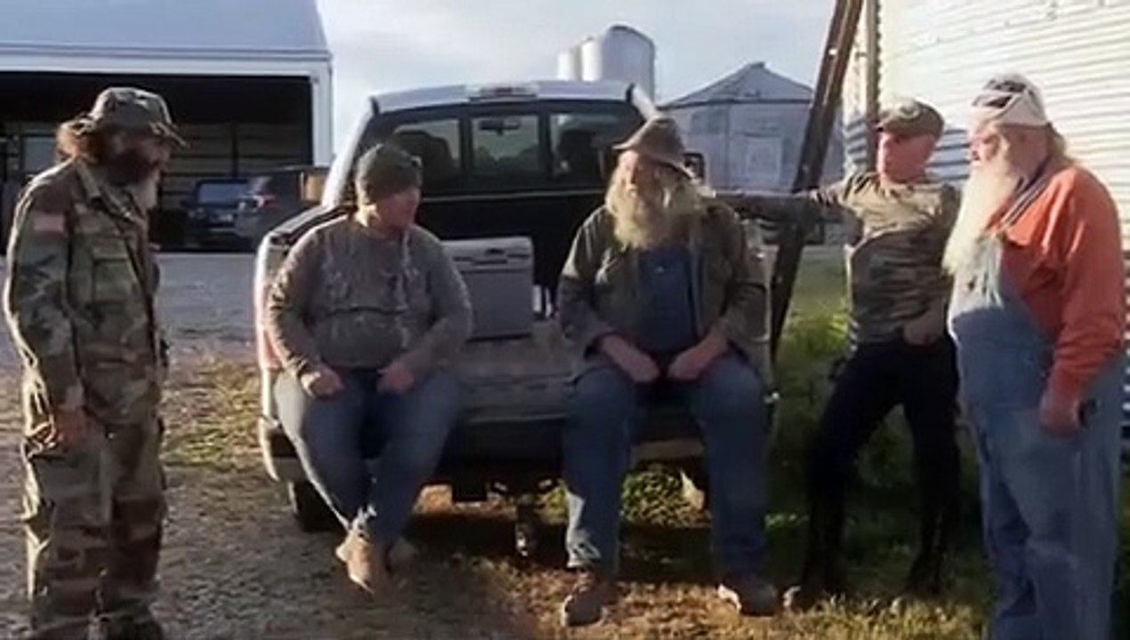 Mountain monsters - se7 - ep08 - the den of the smoke wolves hd watch
